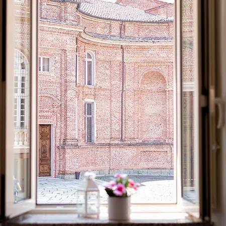 Casa Royal Sulla Reggia Di Venaria *