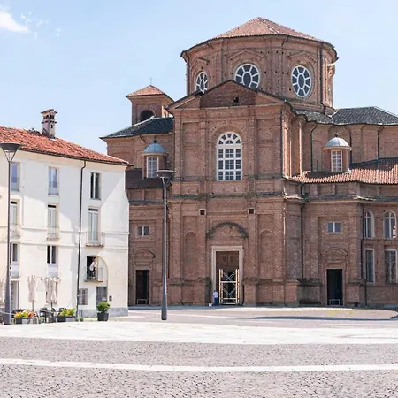 Casa Royal Sulla Reggia Di Venaria * Venaria Reale